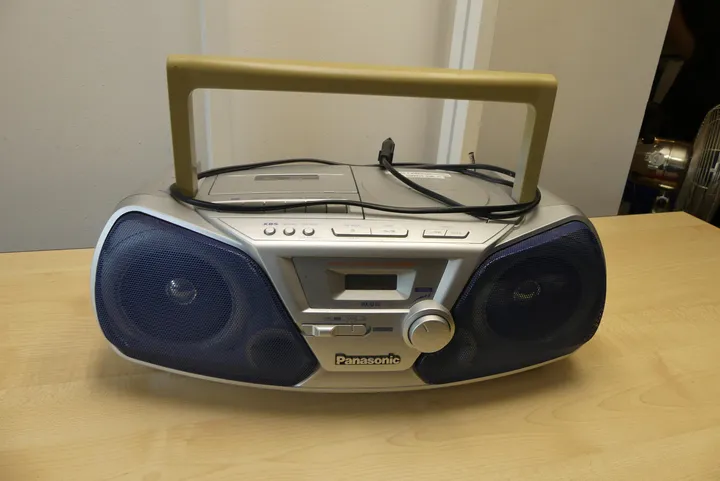 Panasonic Radiorekorder mit CD-Player Modell: RX-D10